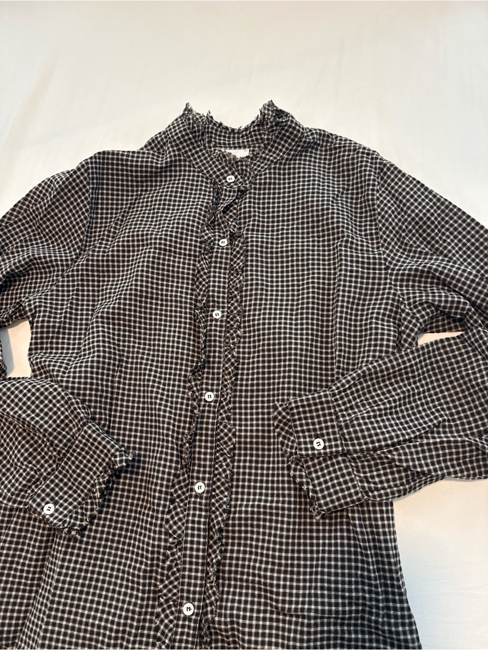 XiRENA Black and White Checked Ruffle-Trim Button-Down Shirt